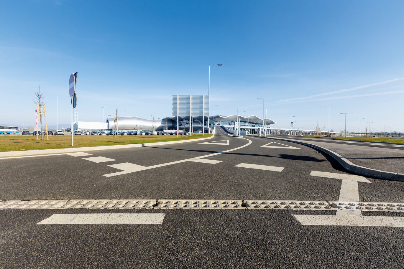 Flughafen Kroatien Monoblock RD300 Landside IMG 3598 Copy