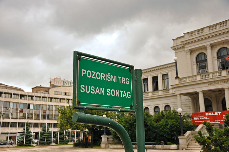 800px-Susan Sontag Square In Sarajevo
